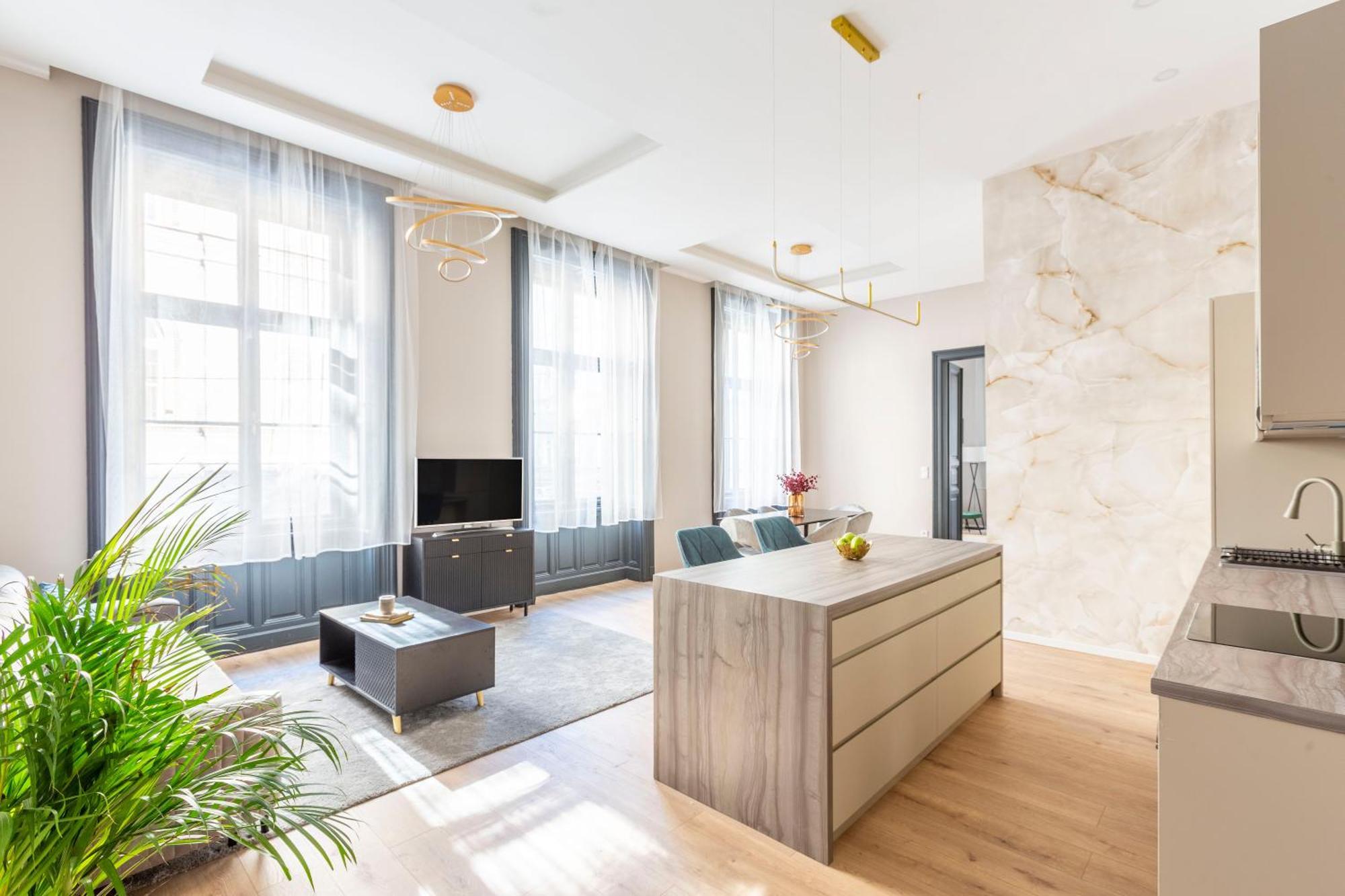 Luxurious & Spacious Central Apartment In The Kertesz Street Budapest Exterior photo